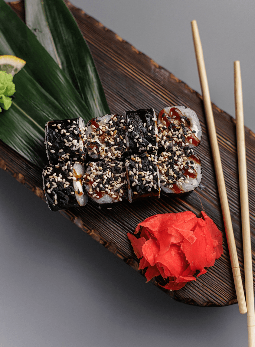 Маки с угрем