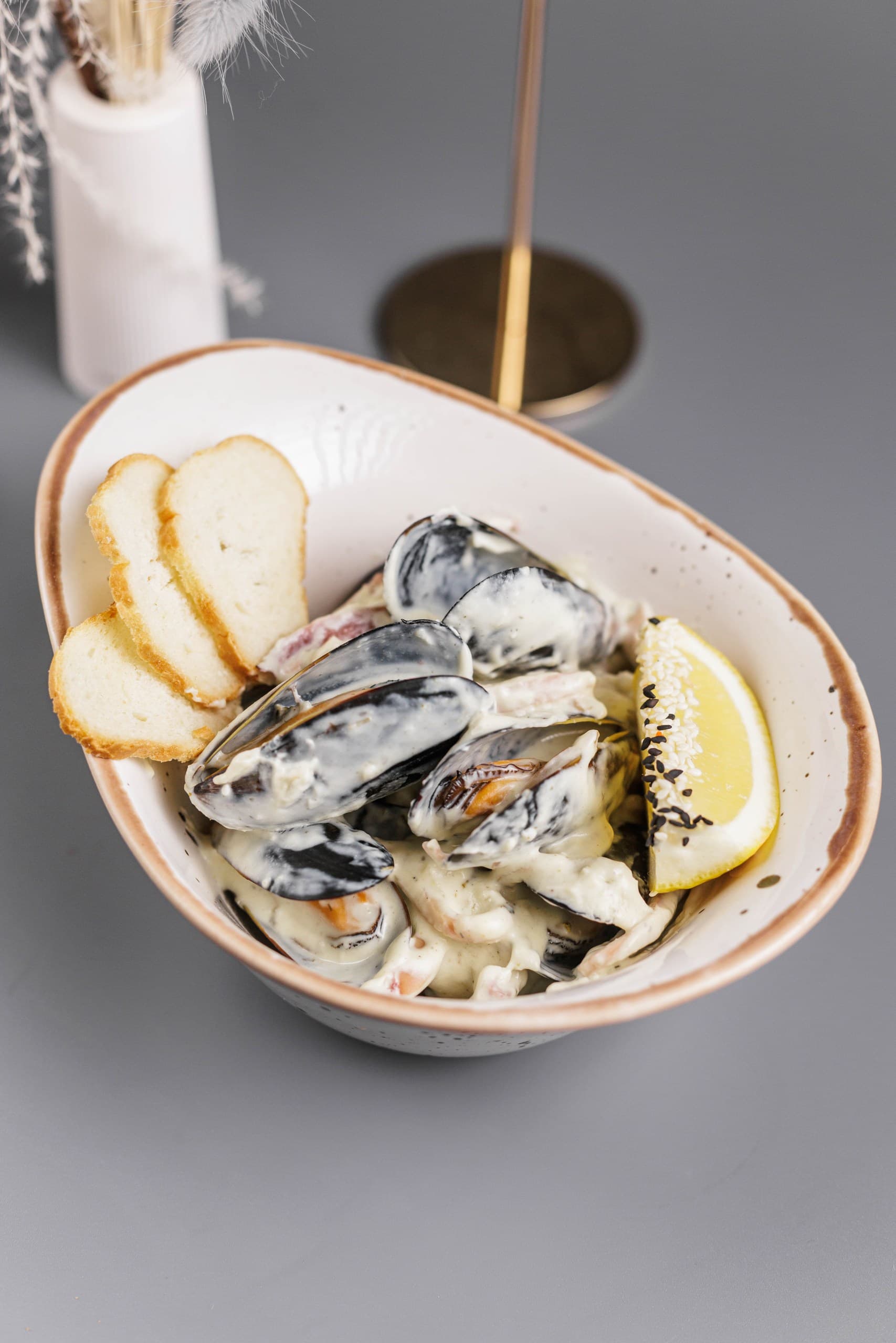 Мидии в сливках