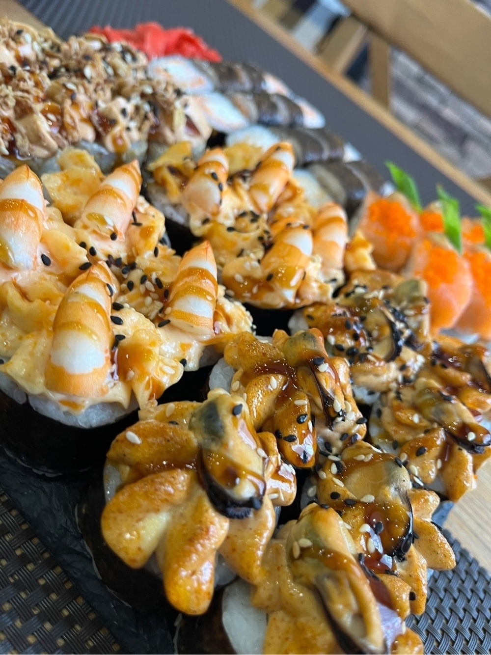 Запечённые роллы